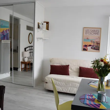 Les Grandes Roches - Studio Et Balcon Plage A Pied Les Sables-d'Olonne Exterior photo